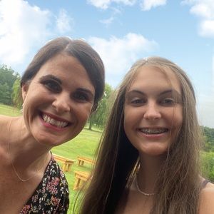 Meet your Posher, Amelia